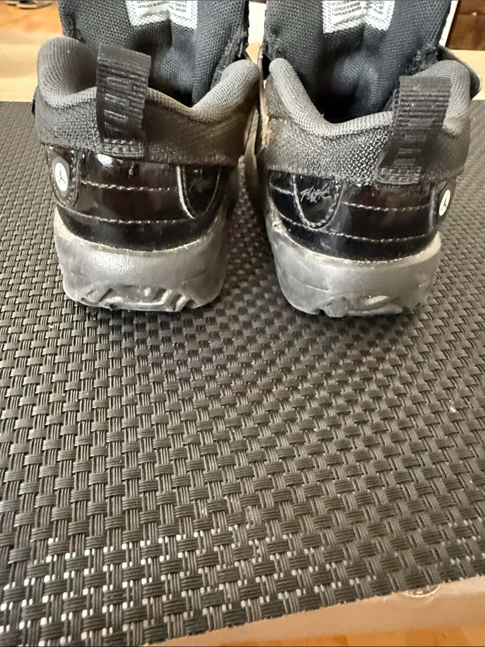 Jordan Toddler/Youth Black Patent Hook-and-Loop Dress Sneakers